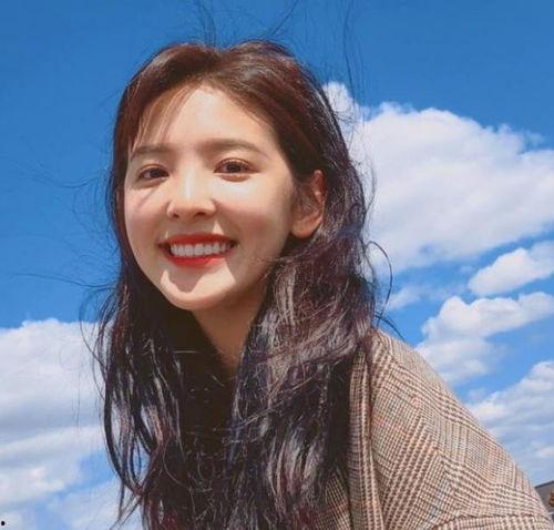 吃瓜网红拍照软件好看,揭秘网红拍照软件“好看”的神奇魔力